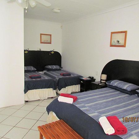 Blue Horizon Bay Guest House Van Stadensriviermond Bagian luar foto