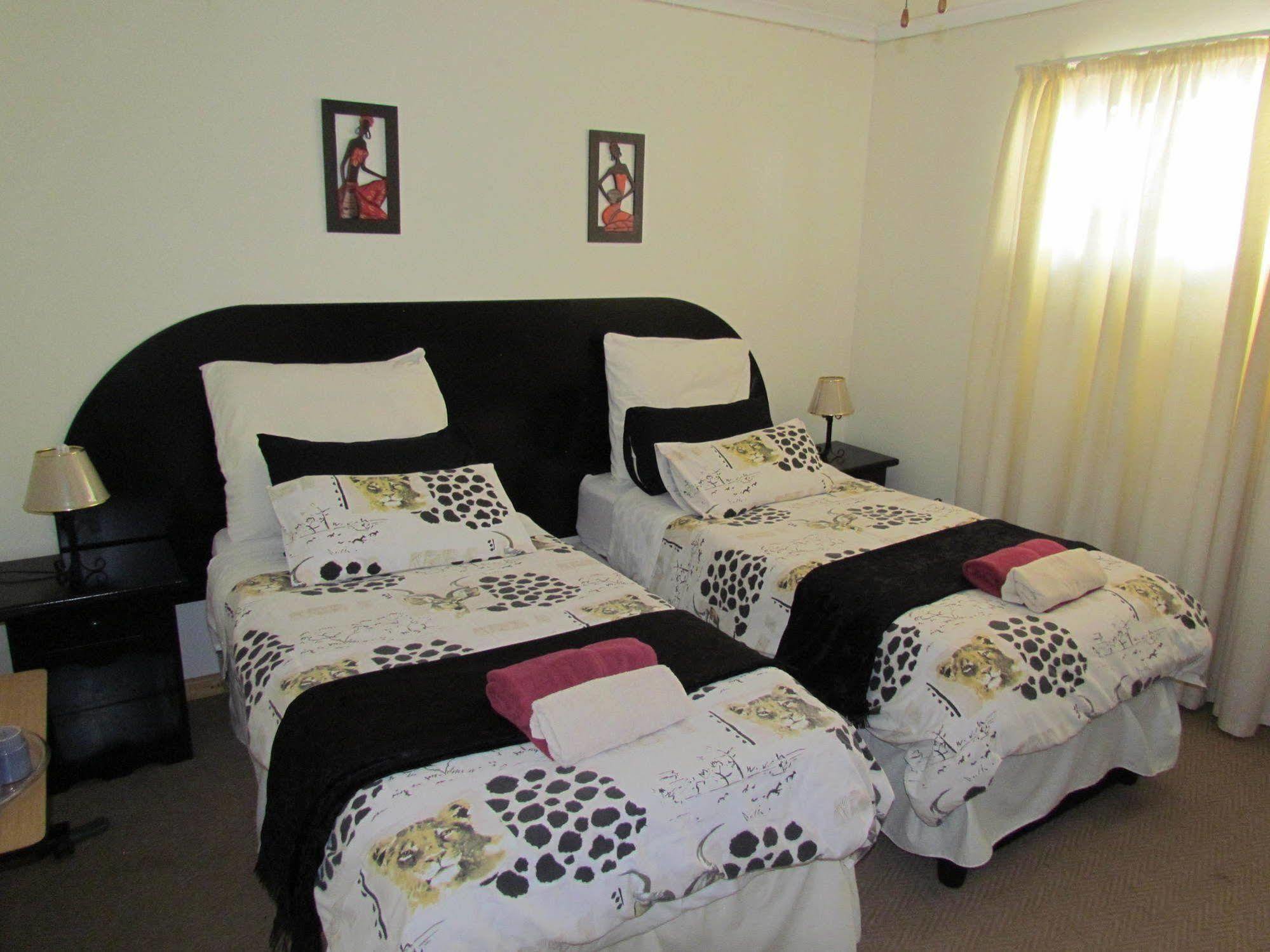Blue Horizon Bay Guest House Van Stadensriviermond Bagian luar foto